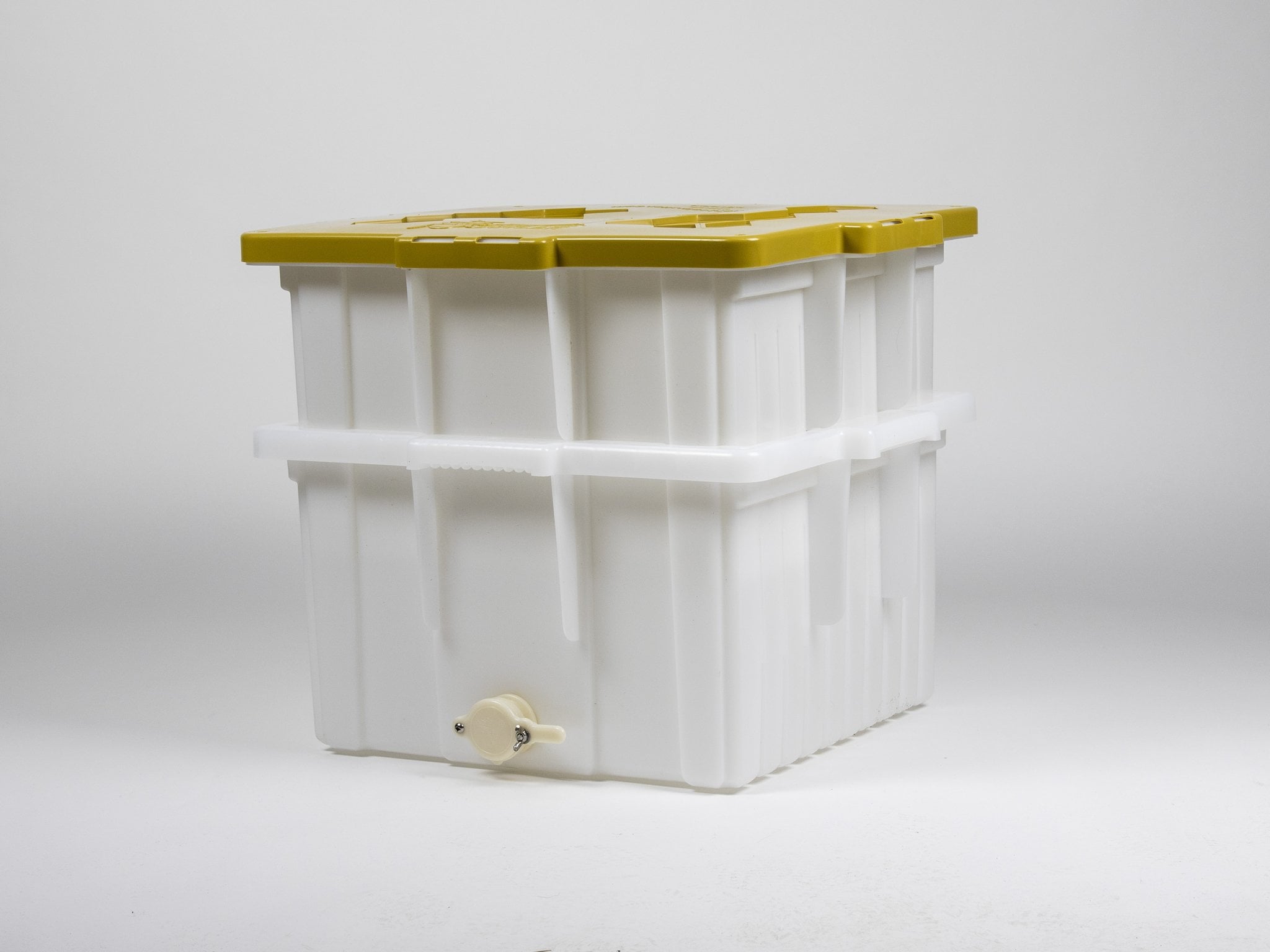 Hive Butler For beekeeping
